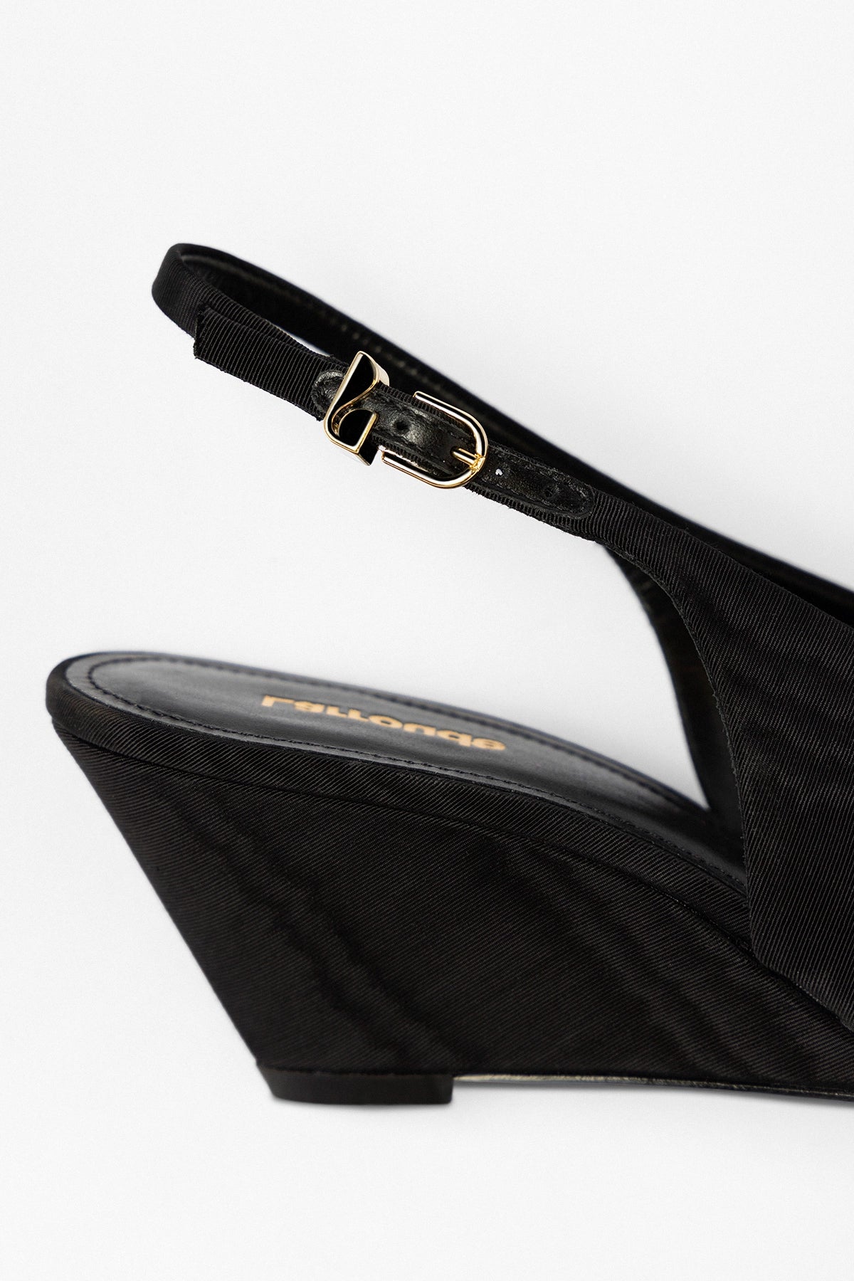Loulou Pump Black Arianna Fabric