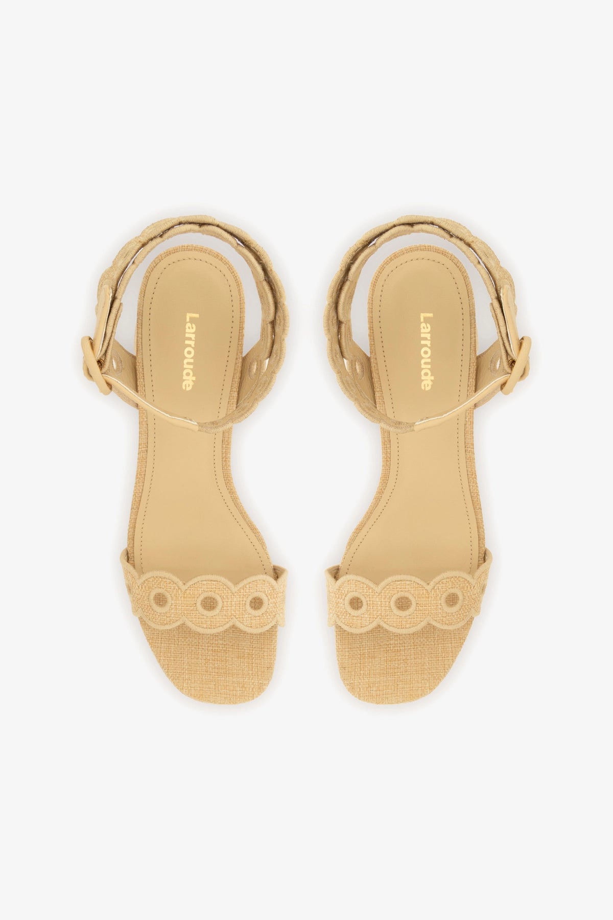 Dolly Broderie Low Sandal In Beige Raffia