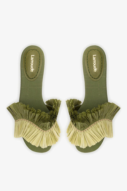 Ivy Fringe Flat In Seaweed Raffia