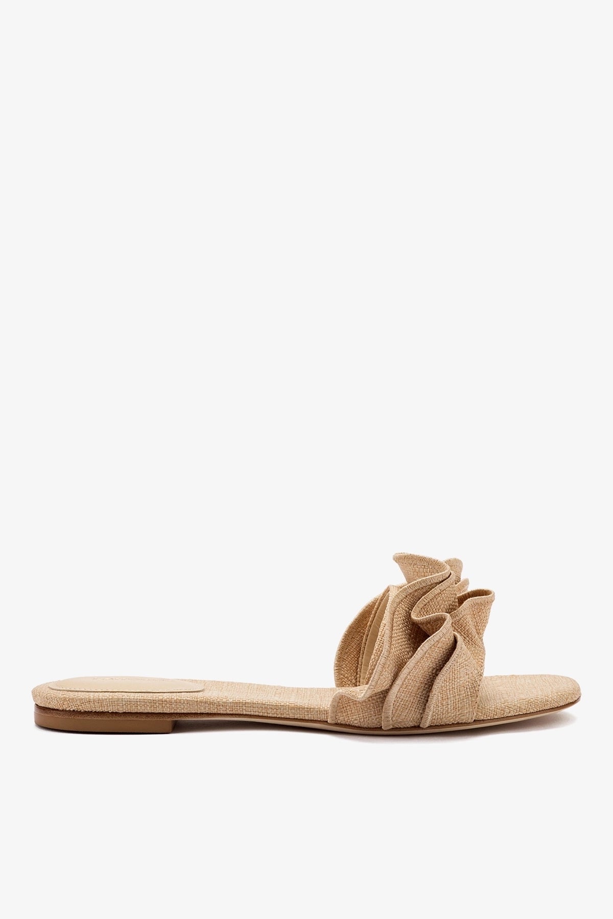 Ivy Ruffle Flat Mule In Beige Raffia