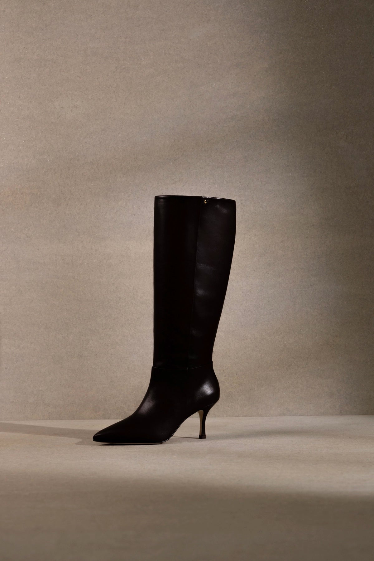 Kate Mid Boot In Black Leather
