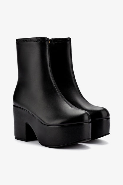 Miso Platform Boot In Black Stretch Leather