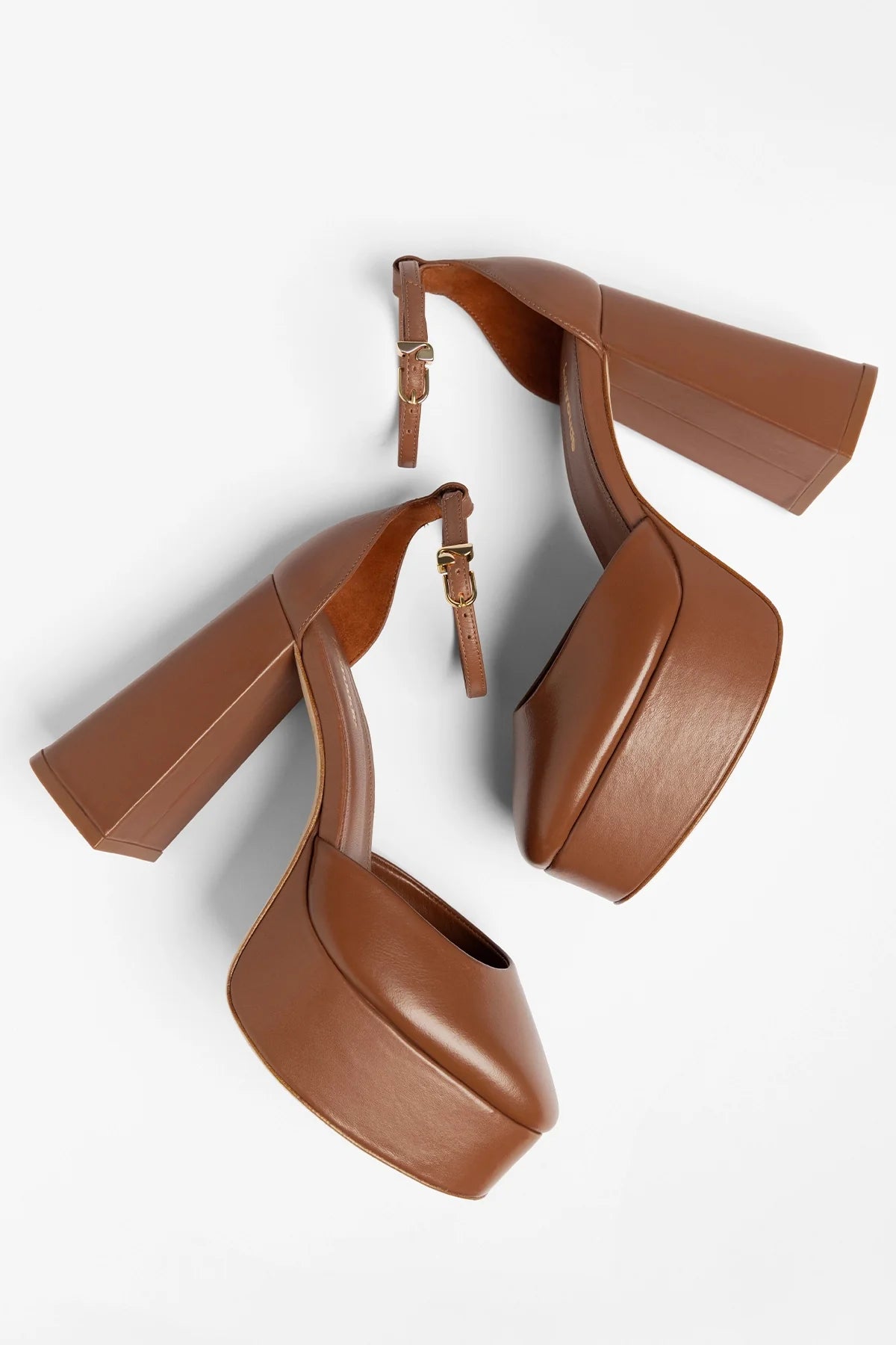 Ari Platform Pump Caramel Leather
