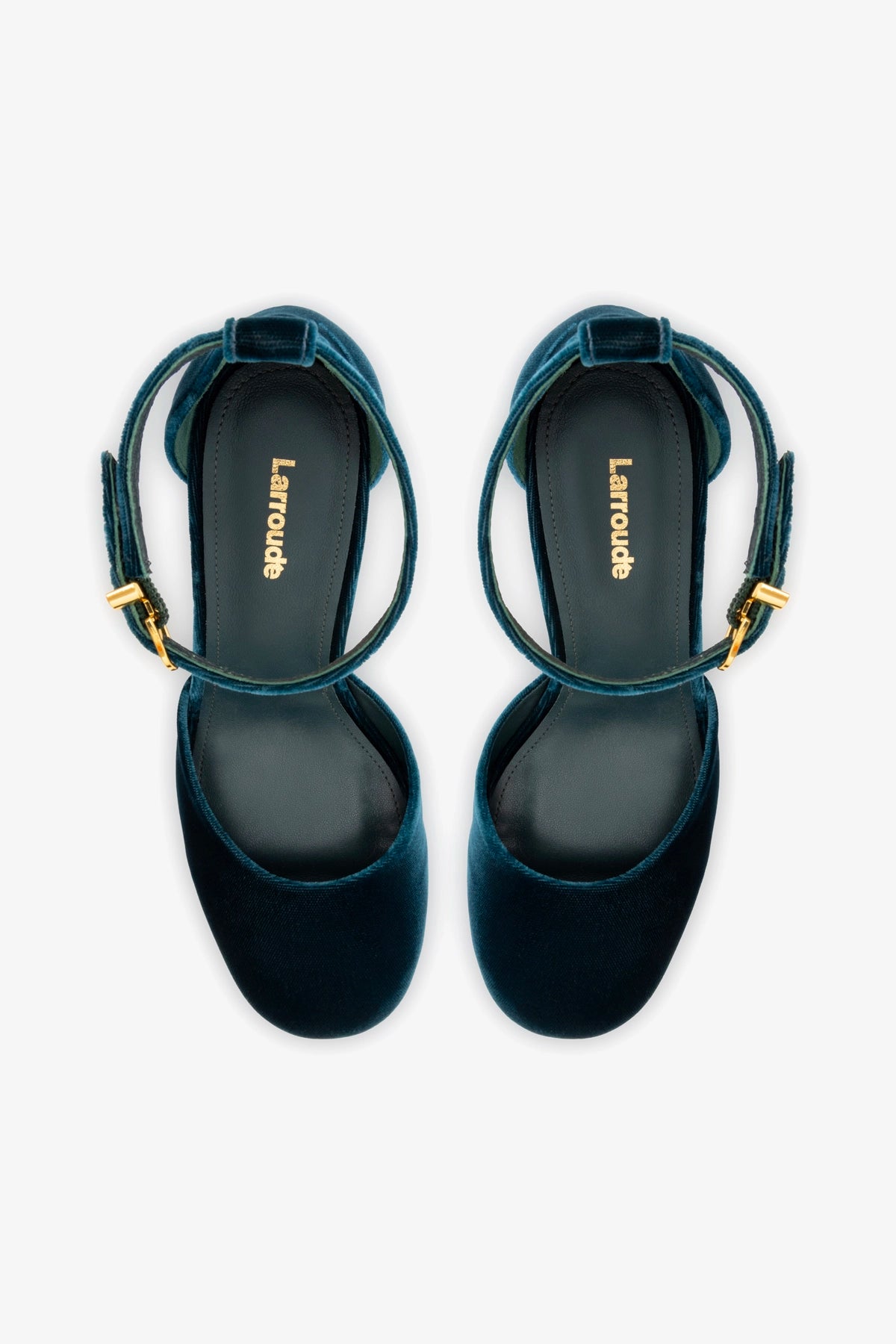 Ari Pump In Deepsea Velvet