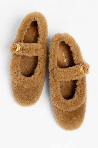 Verona Ballet Flat Latte Curly Shearling