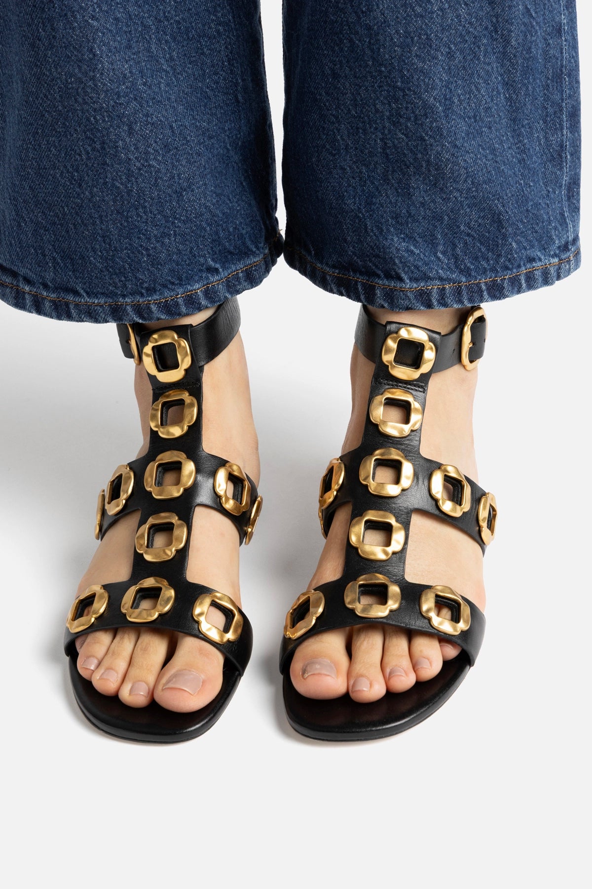 Milan Gladiator Flat In Black Leather
