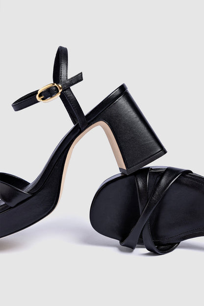 Bianca Low Sandal In Black Leather