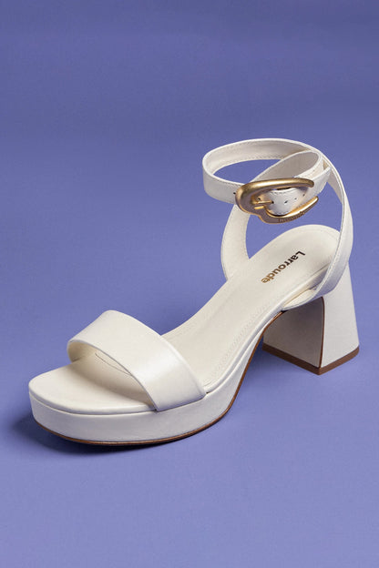Dolly Verona Low Sandal In Ivory Leather