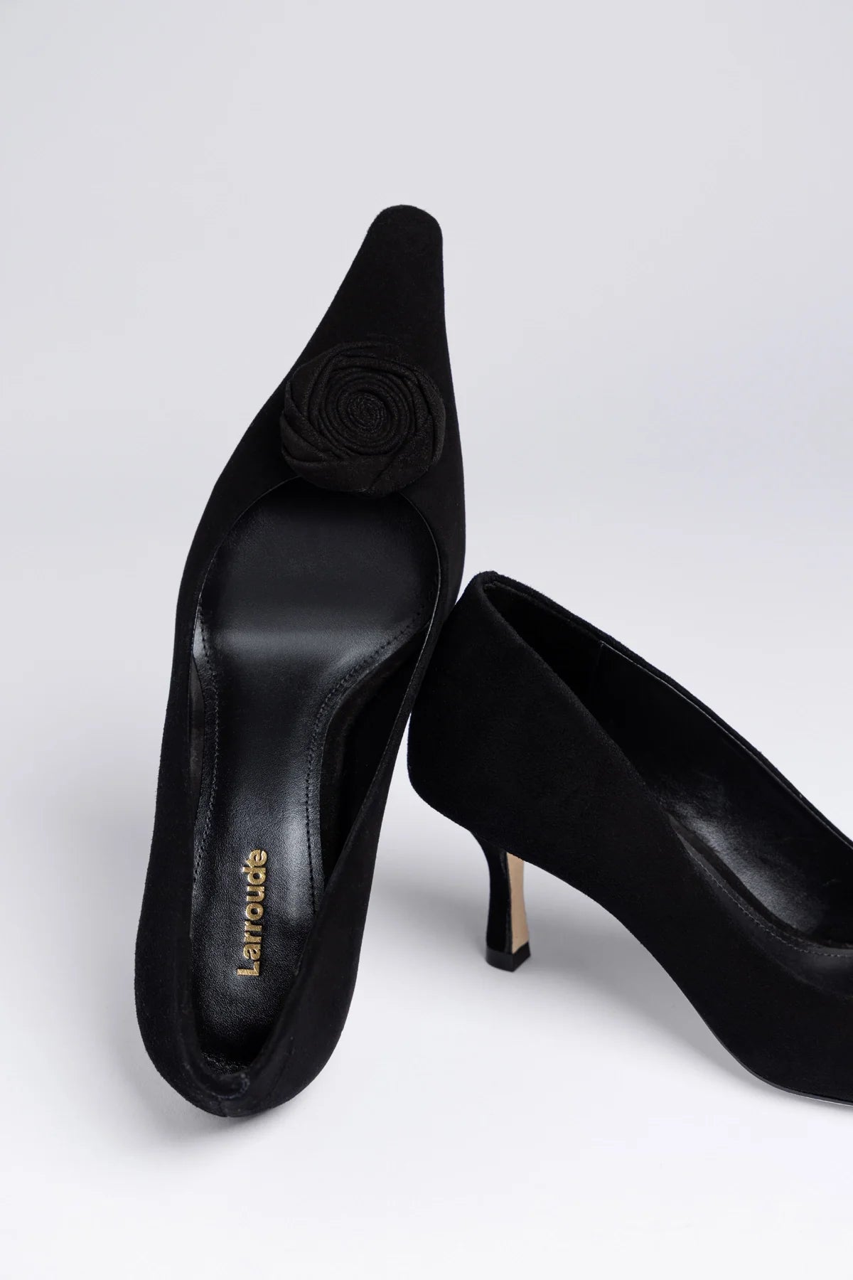 Carine Low Pump Black Leather