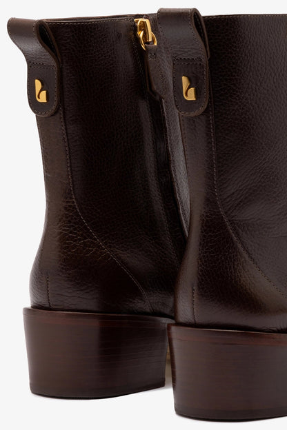 Florencia Low Boot In Brown Leather