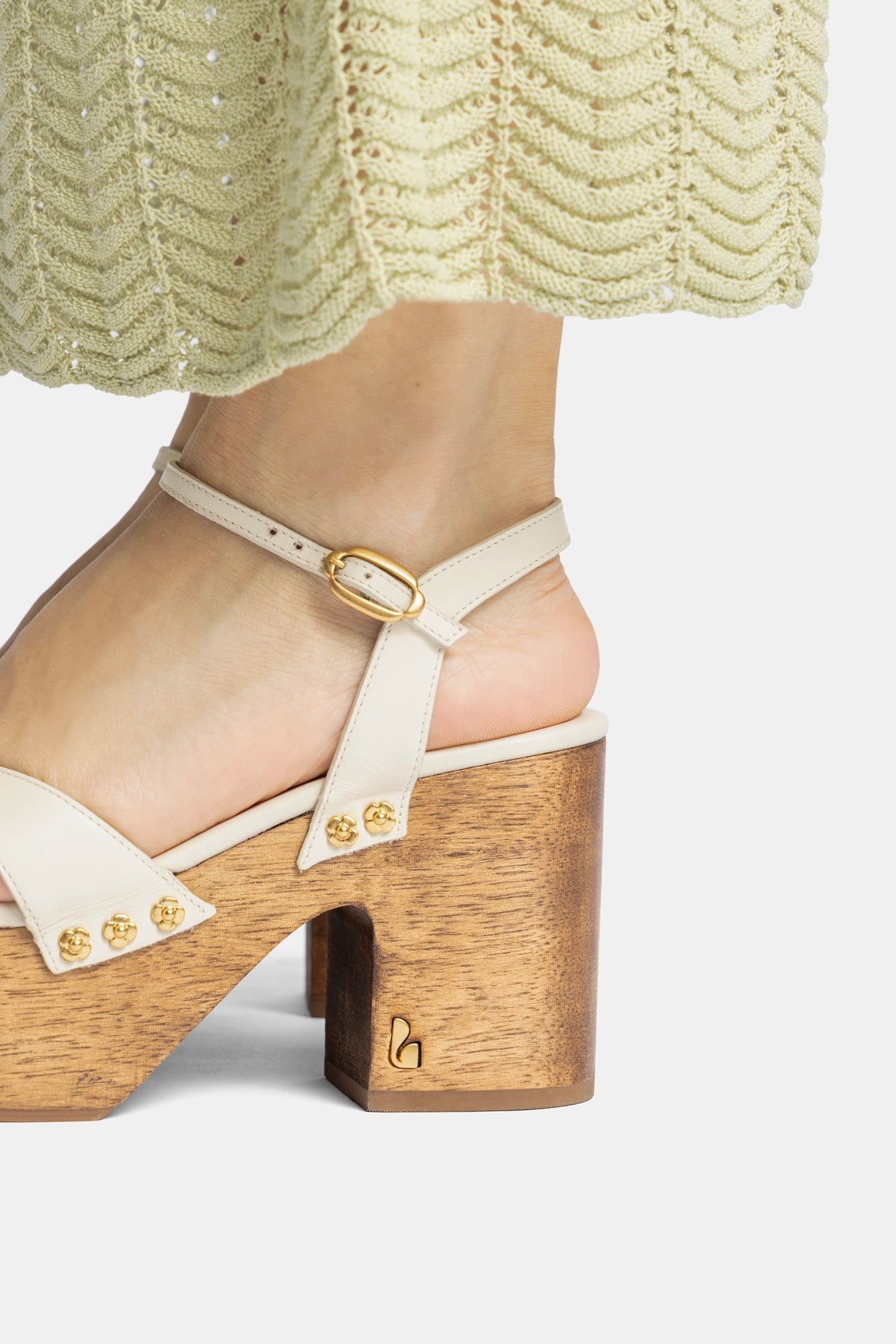 Talitha Sandal In Ivory Leather