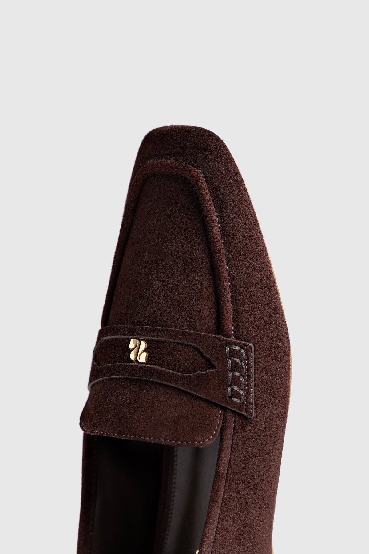 Suki Flat Loafer In Brown Suede