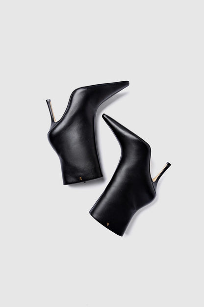 Mini Carine Boot In Black Leather