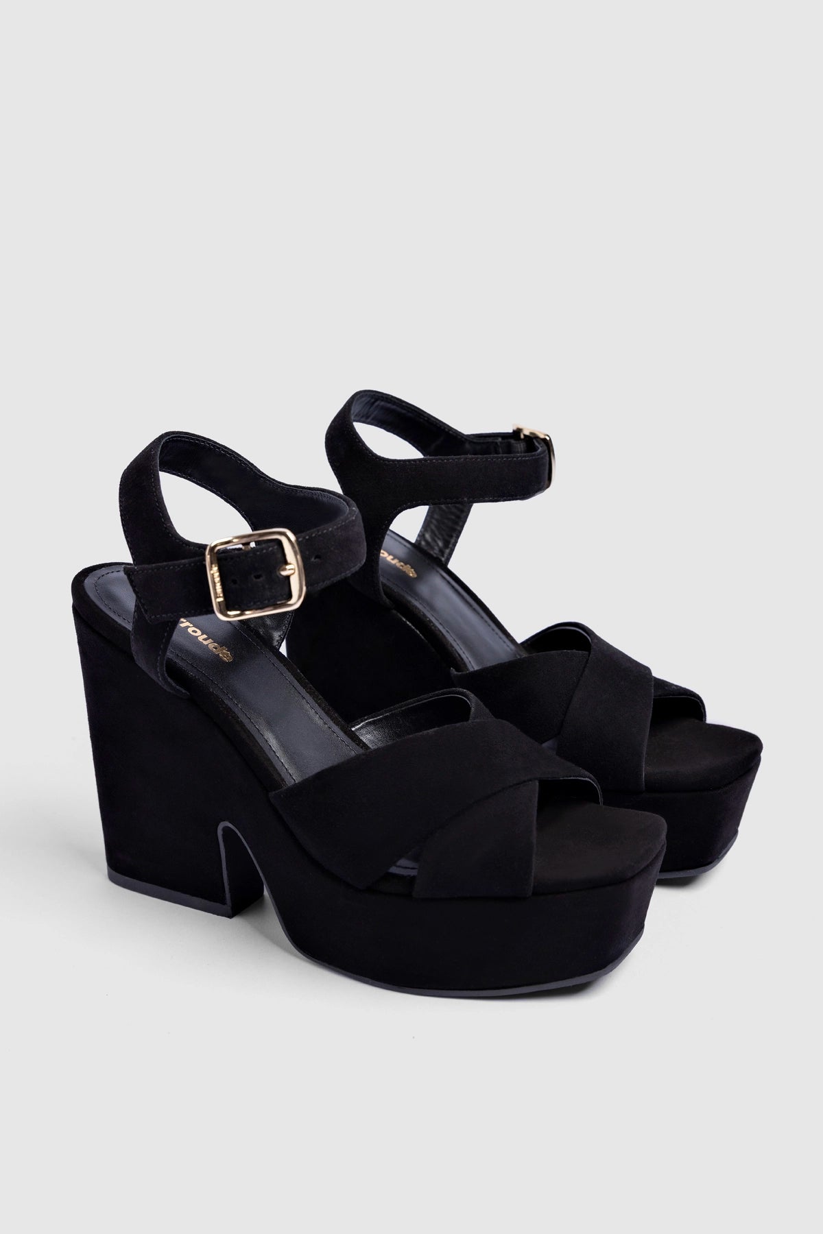 Cher Sandal In Black Leather