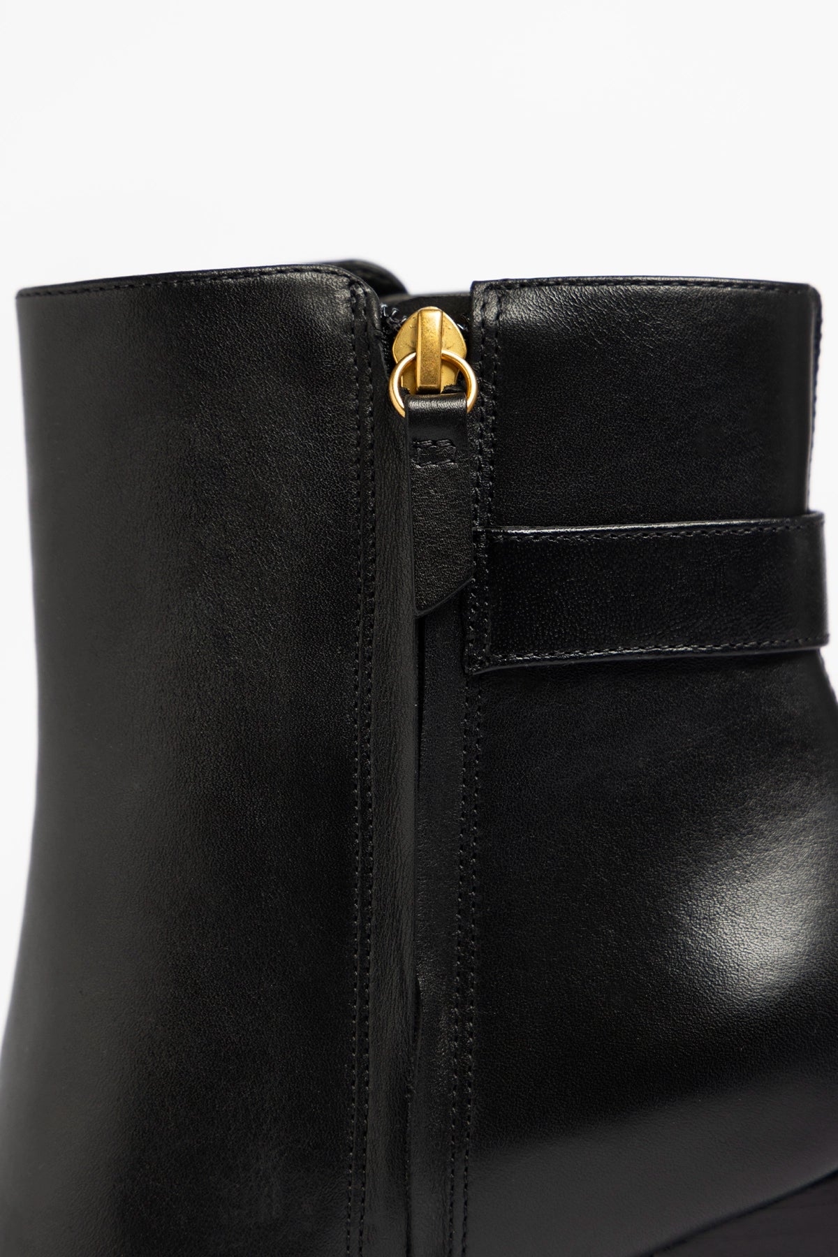 Alicia Low Boot Black Leather