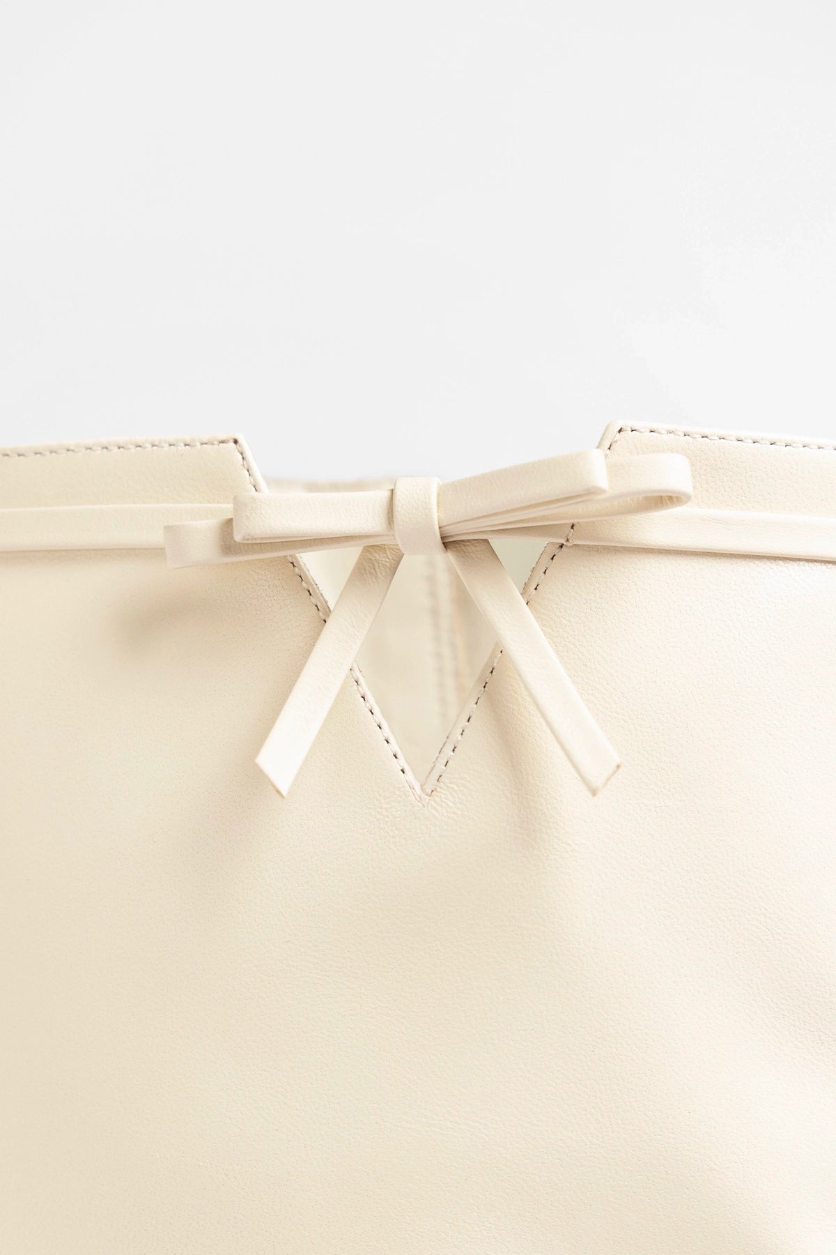 Hailey Boot Ivory Leather