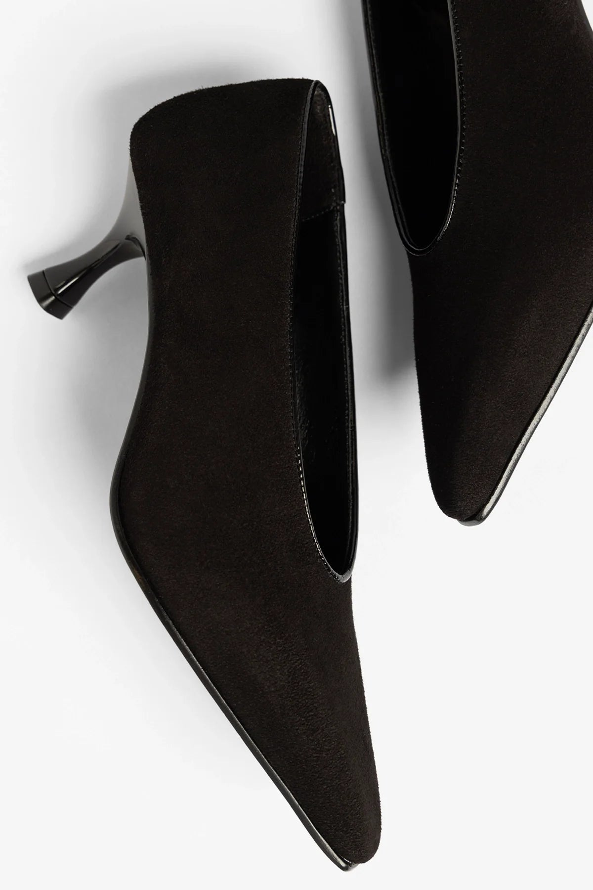 Cambon Pump Black Suede