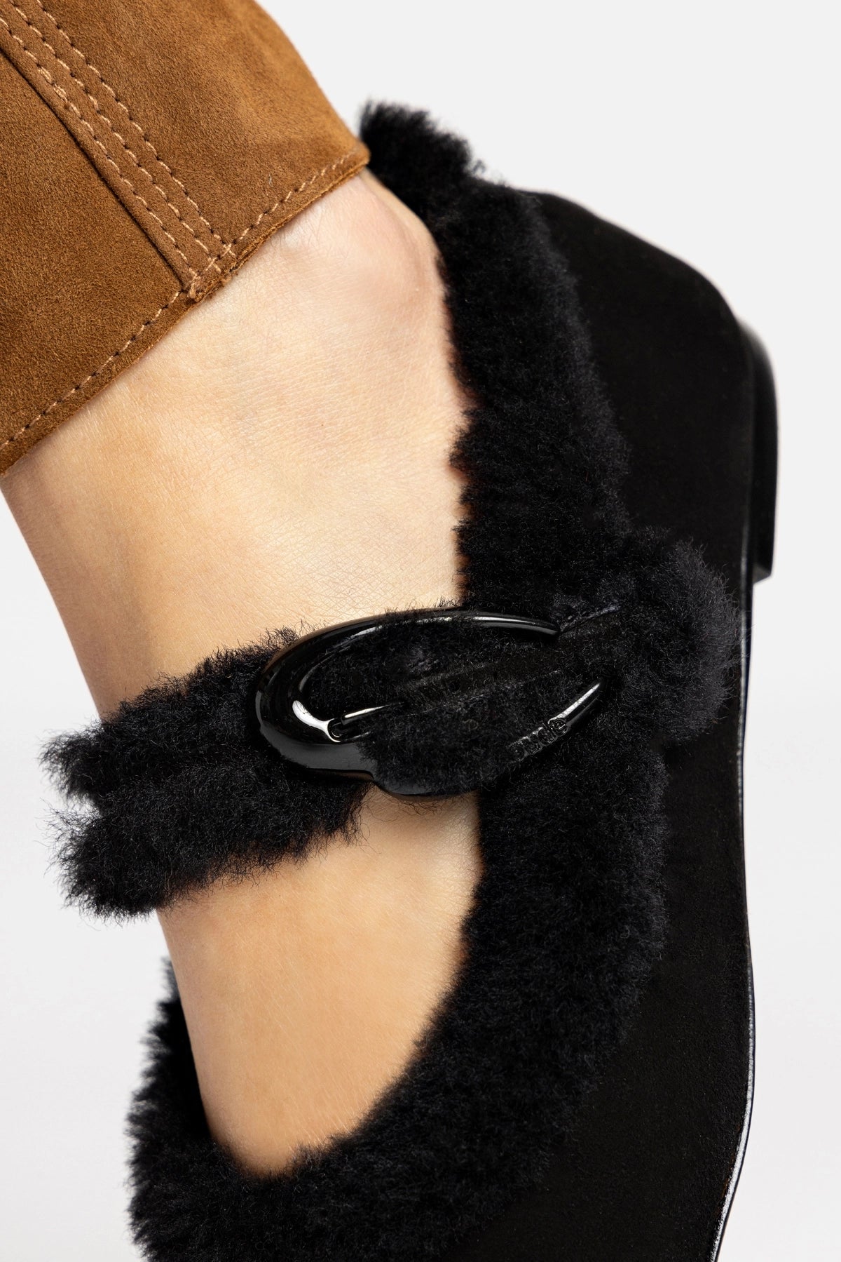Verona Ballet Flat In Black Suede And Black Shearling