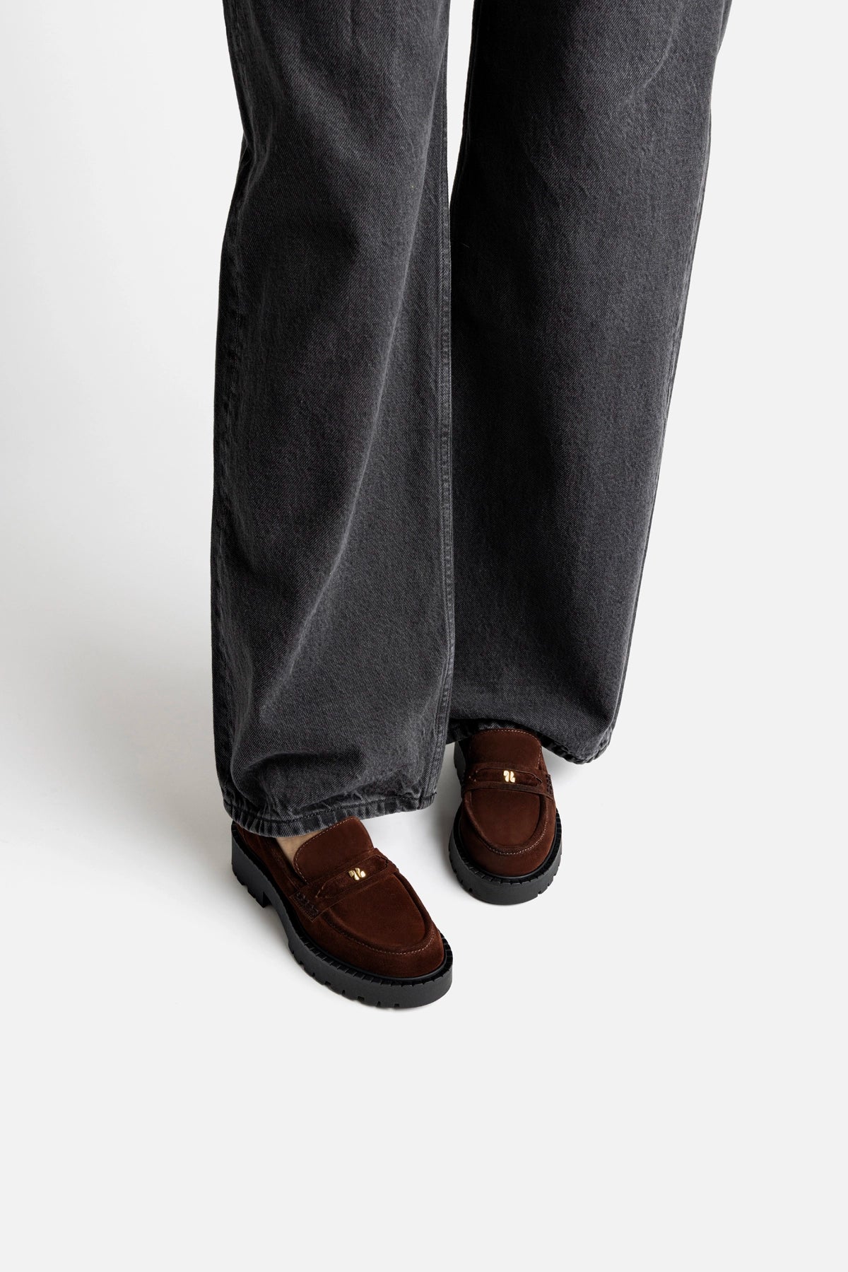 Suki Lugsole Loafer In Brown Suede
