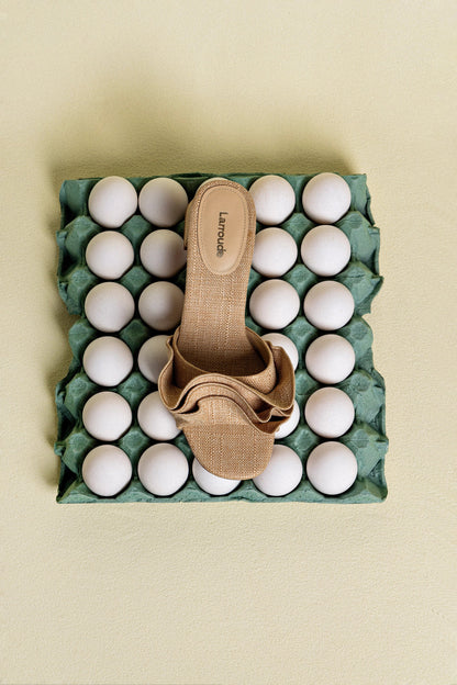 Brigitte Ruffle Mule In Beige Raffia